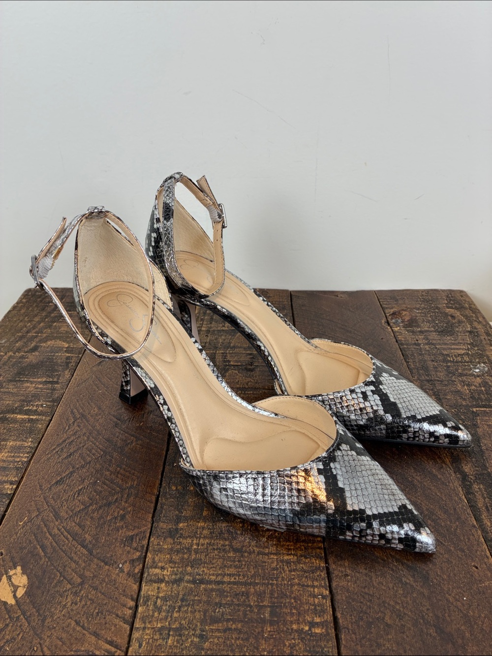 Jessica Simpson 7.5 Black & Silver Snake-Print Pointed Ankle-Strap Heels Foxena